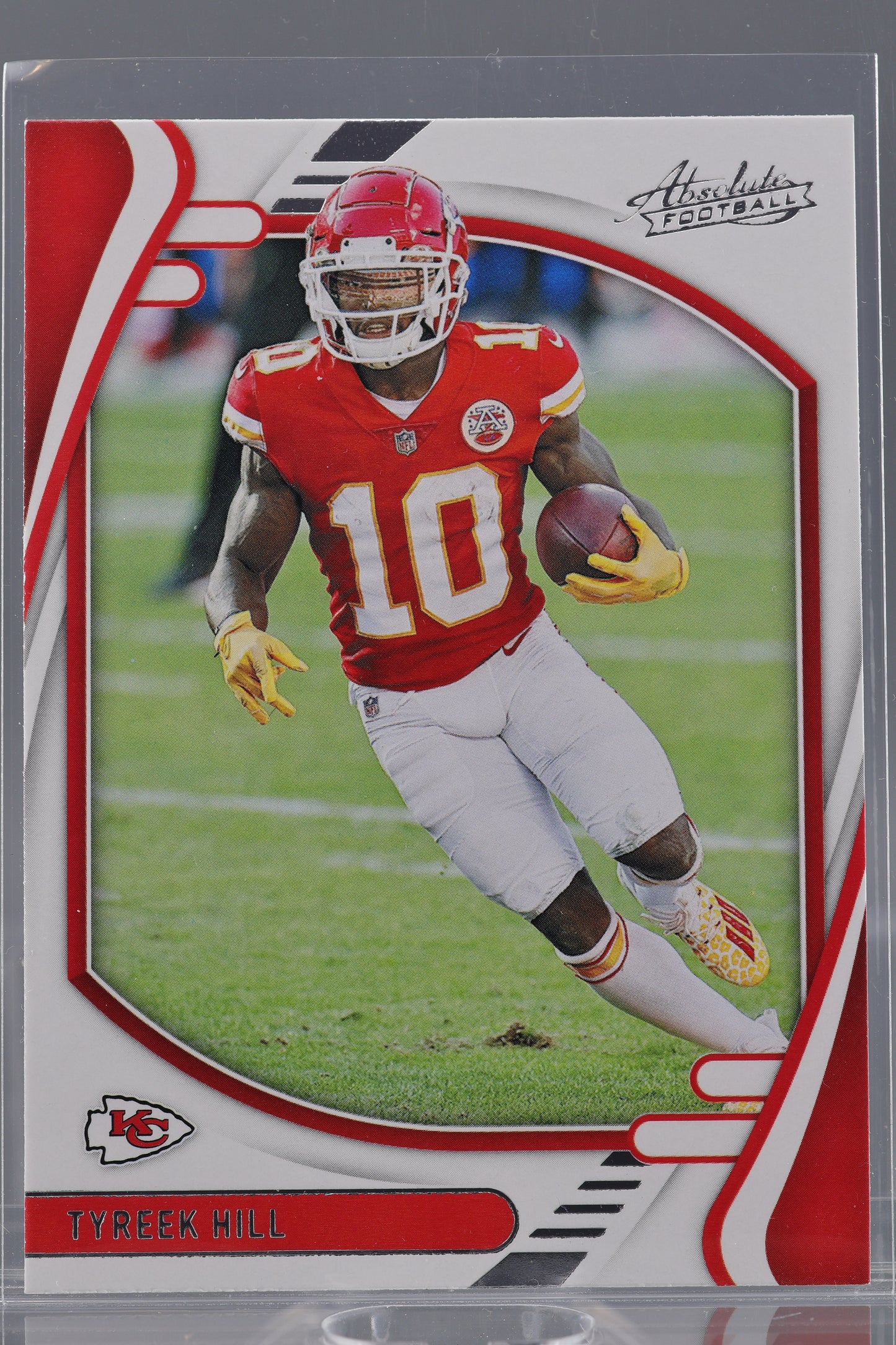 Tyreek Hill 2021 Panini Absolute  #2        Kansas City Chiefs